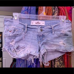 Hollister jean shorts size 0 waist 24